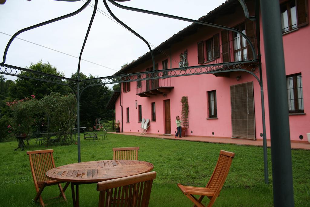 Cascina Nel Bosco Bed & Breakfast Moncucco Torinese Dış mekan fotoğraf