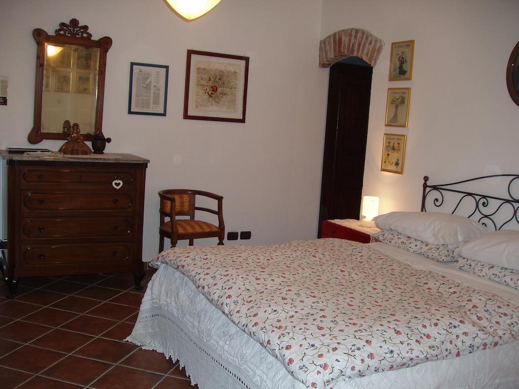 Cascina Nel Bosco Bed & Breakfast Moncucco Torinese Oda fotoğraf