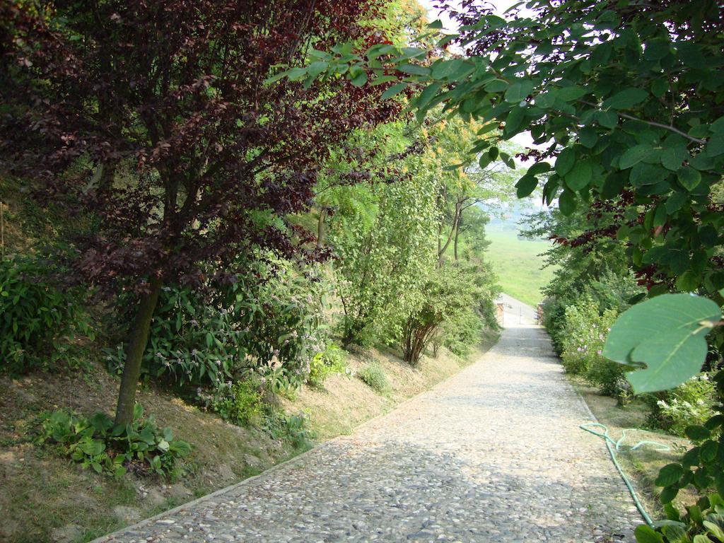 Cascina Nel Bosco Bed & Breakfast Moncucco Torinese Dış mekan fotoğraf