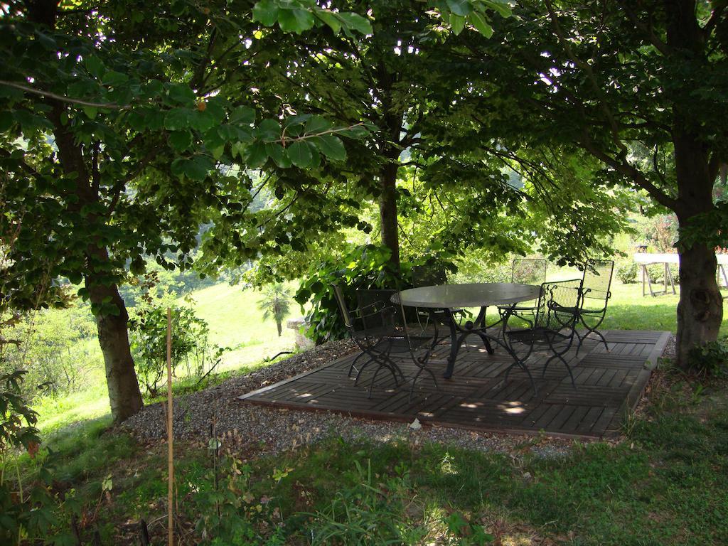 Cascina Nel Bosco Bed & Breakfast Moncucco Torinese Dış mekan fotoğraf